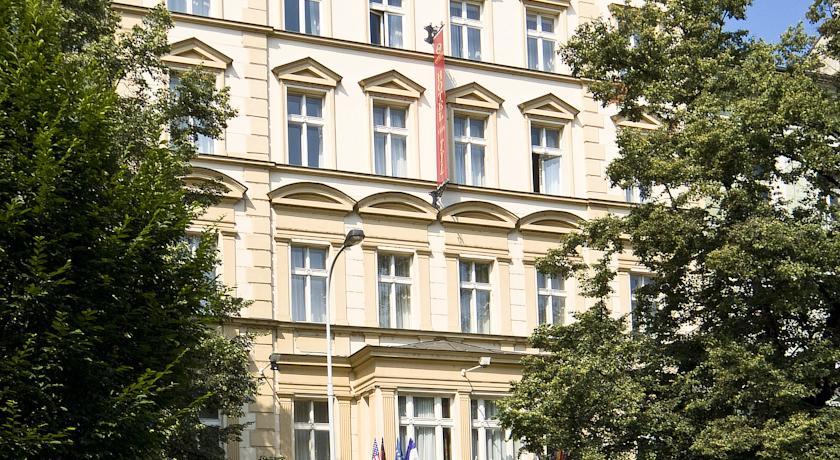 Hotel Tyl Прага Екстериор снимка