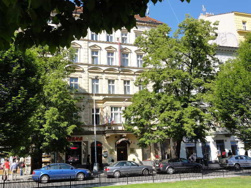Hotel Tyl Прага Екстериор снимка